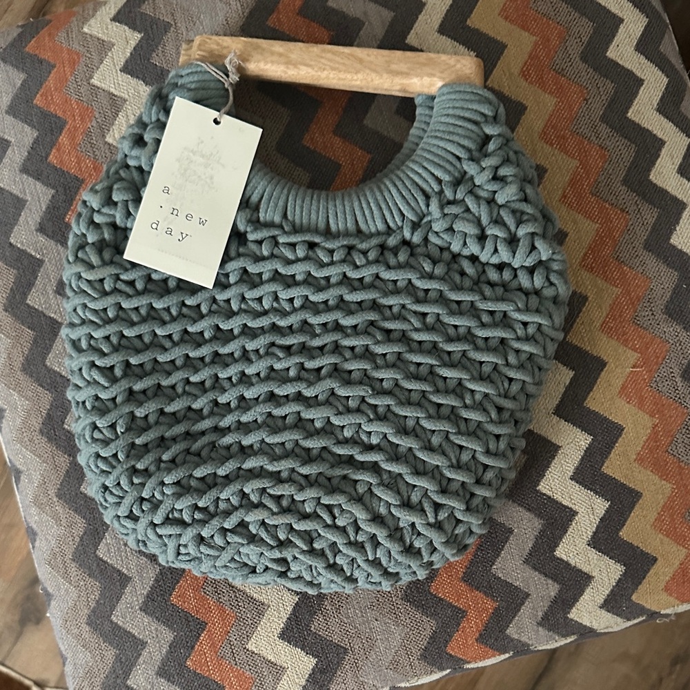 A New Day Women's Blue Knit Tote with Wooden Handle